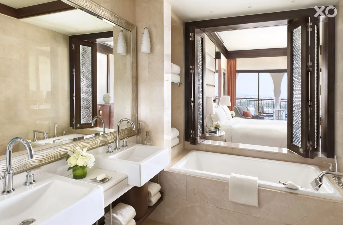 The Ritz-Carlton Grand Canal Abu Dhabi