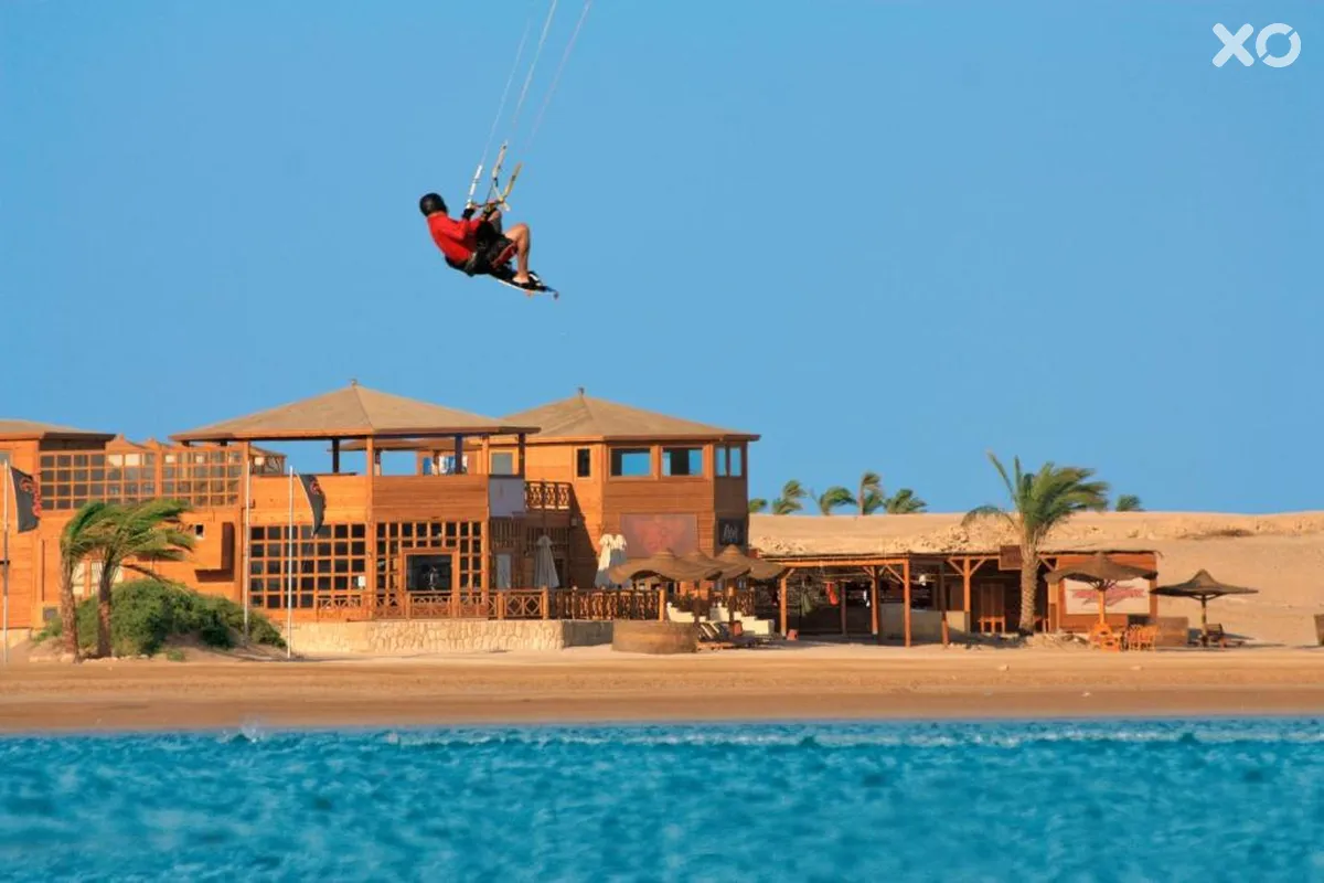 The Breakers Diving & Surfing Lodge