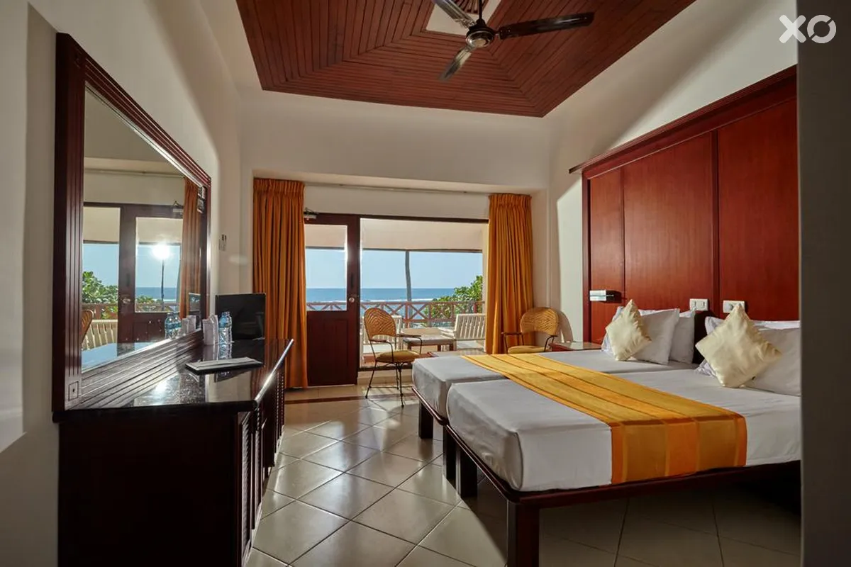Coral Sands Hotel