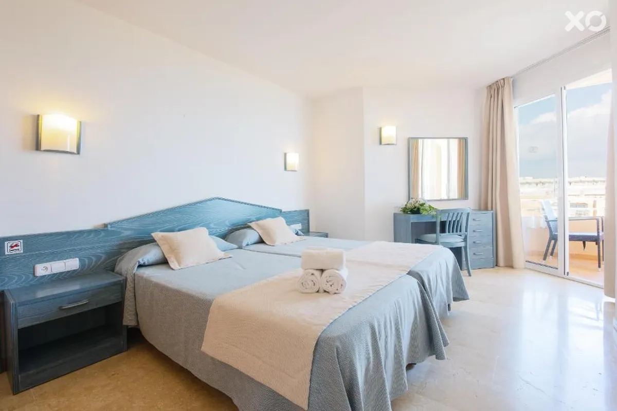 Dunes Platja Aparthotel