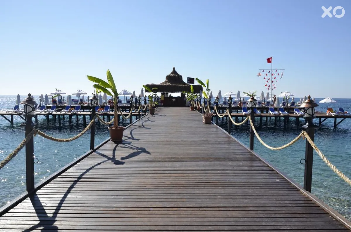Emelda Sun Club