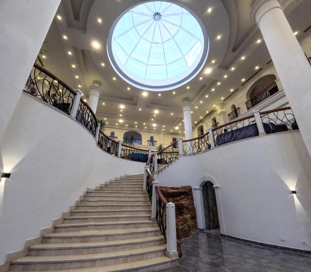 Ivy Cyrene Island Resort