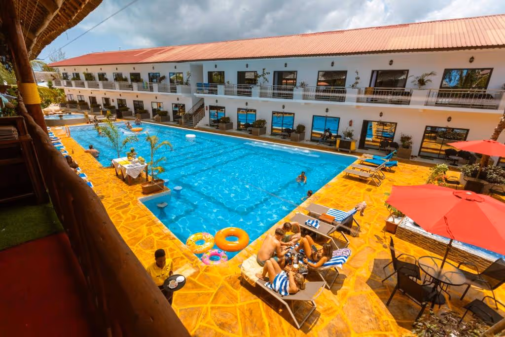 Занзібар — там, де теплий океан! Піщаний берег, теплі води й неквапні прогулянки