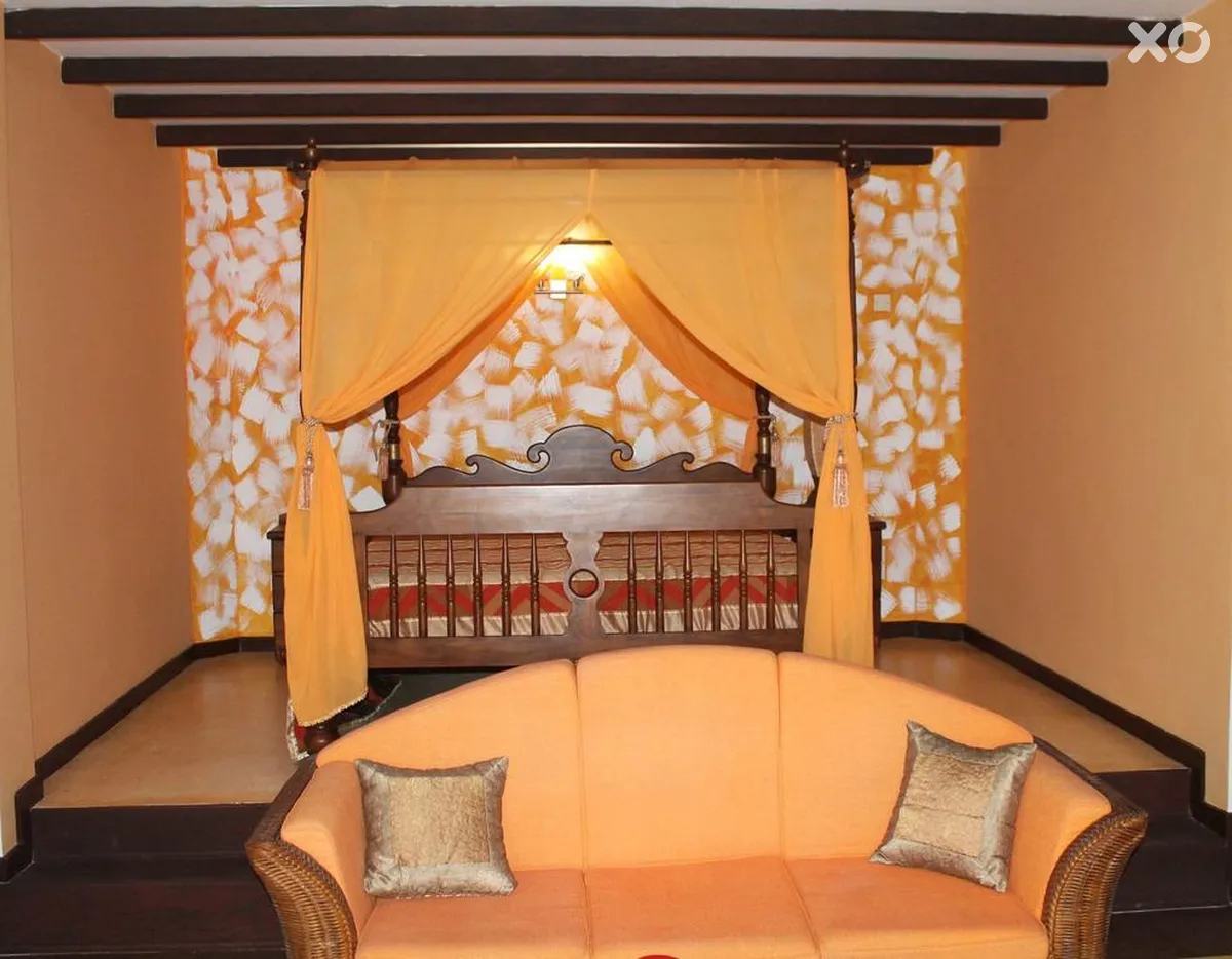 Solomon Beach Hotel