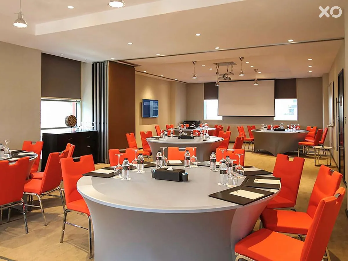Ibis One Central