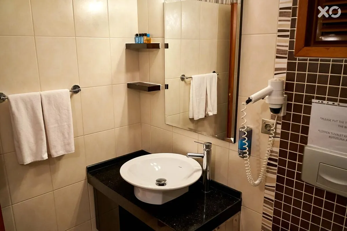 Azur Hotel