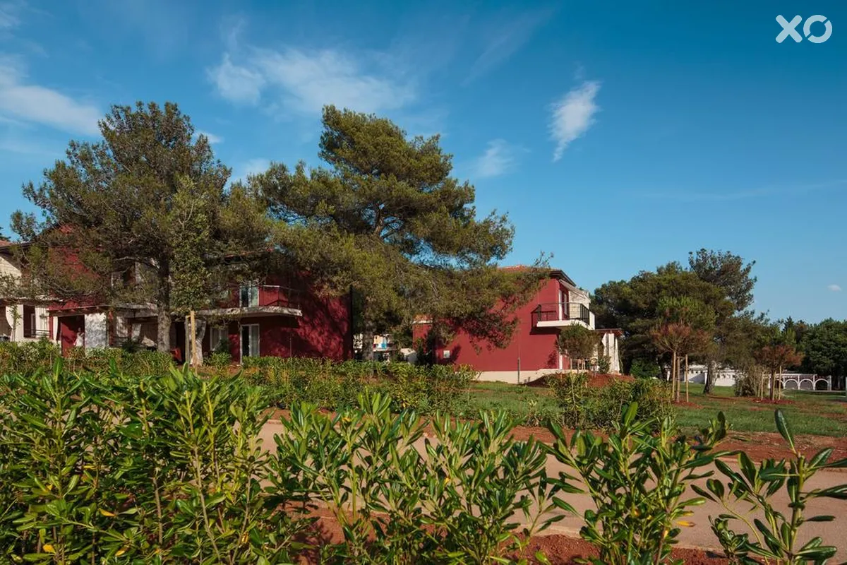 Katoro Plava Laguna Apartments