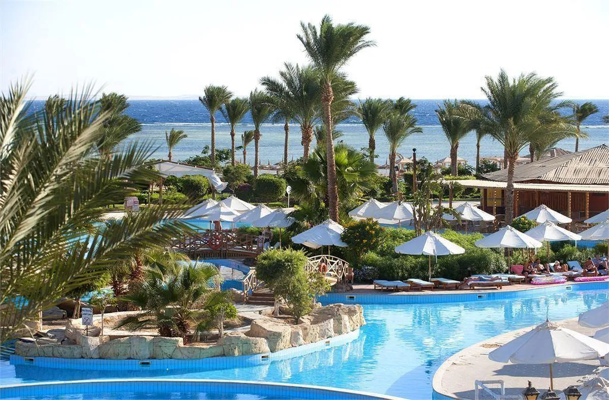 Amwaj Oyoun Resort & Spa