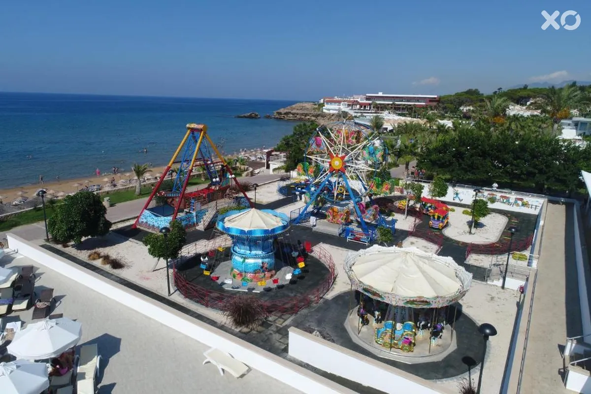 Acapulco Resort & Convention & SPA