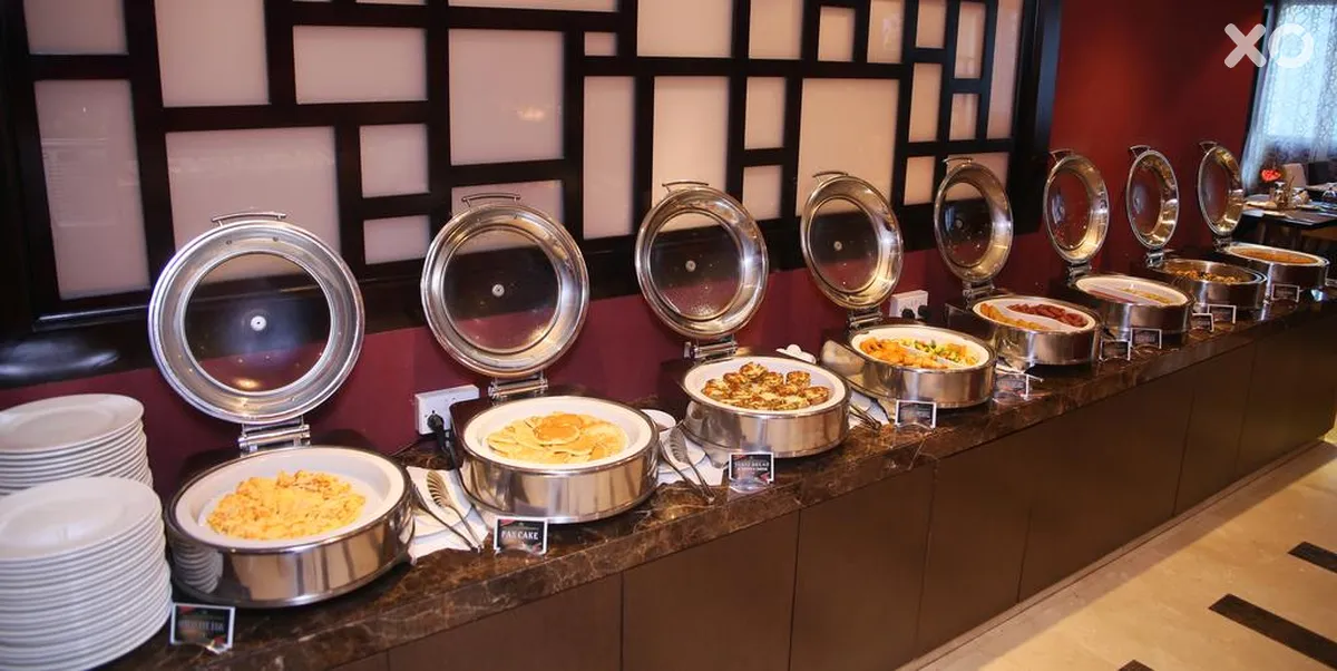 Al Hamra Hotel