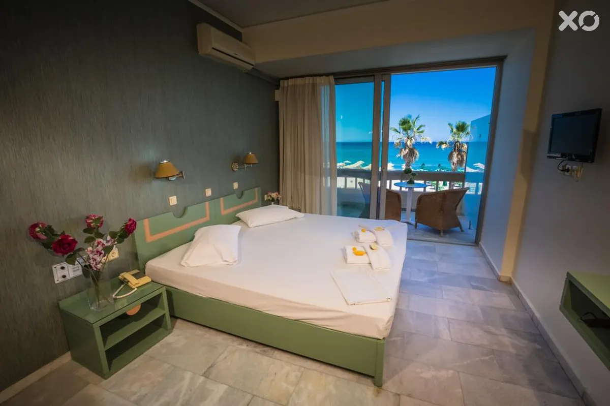 Theo Beach Hotel Apartments