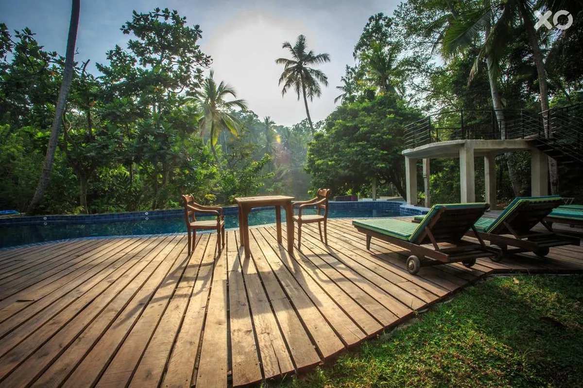 Jungle Village by Thawthisa