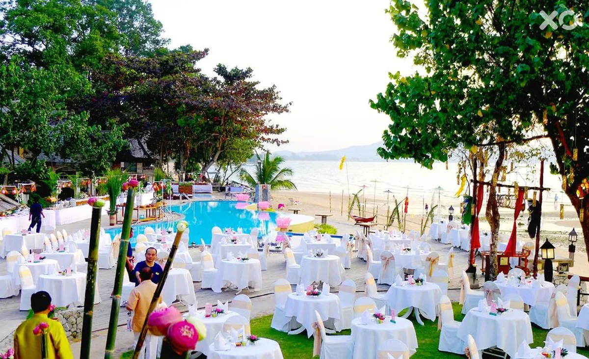 Sunset Park Resort & Spa