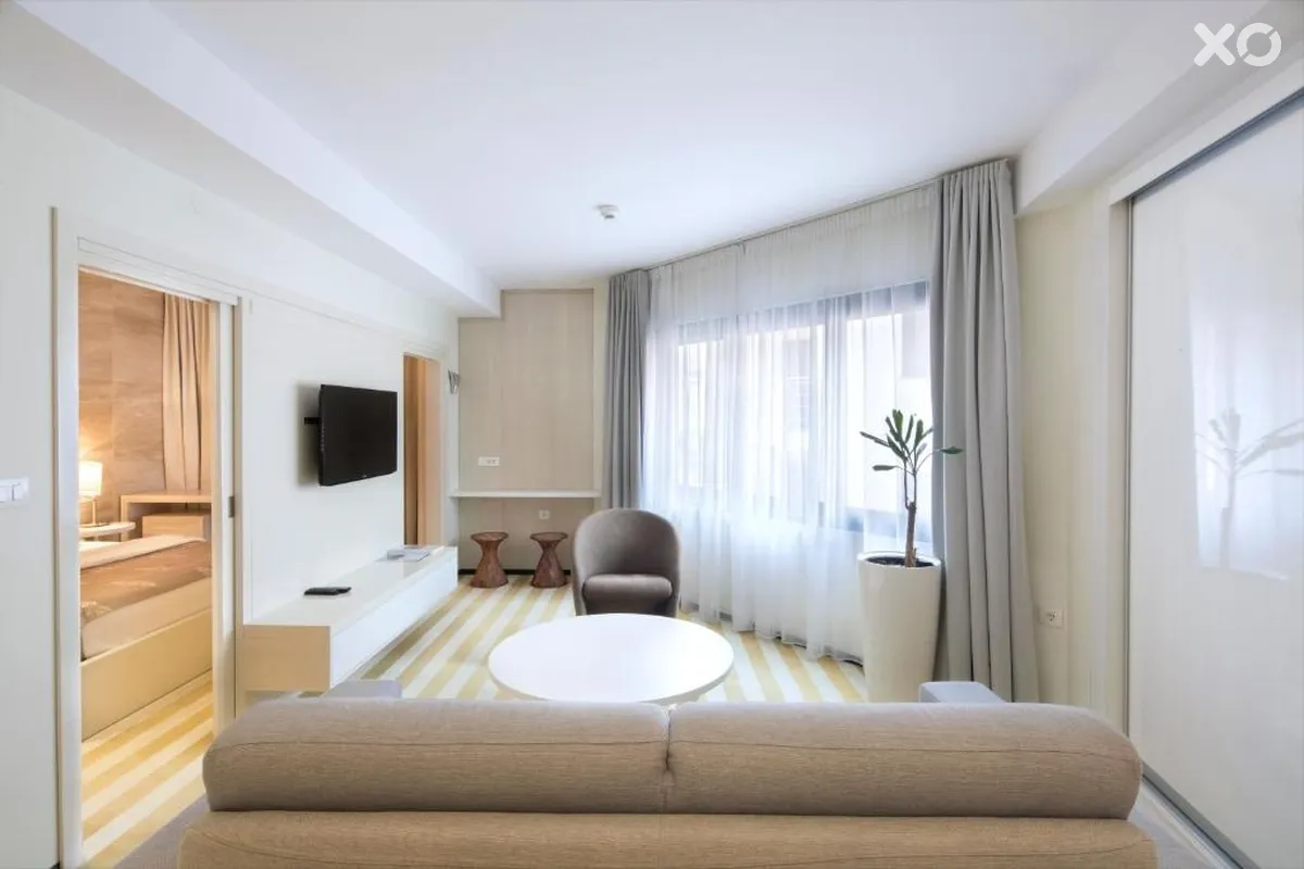 Aleksandar Hotel