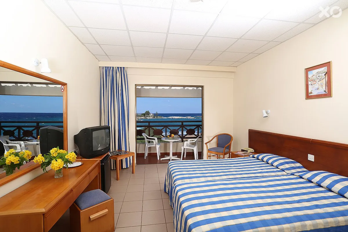 Mimosa Beach Hotel