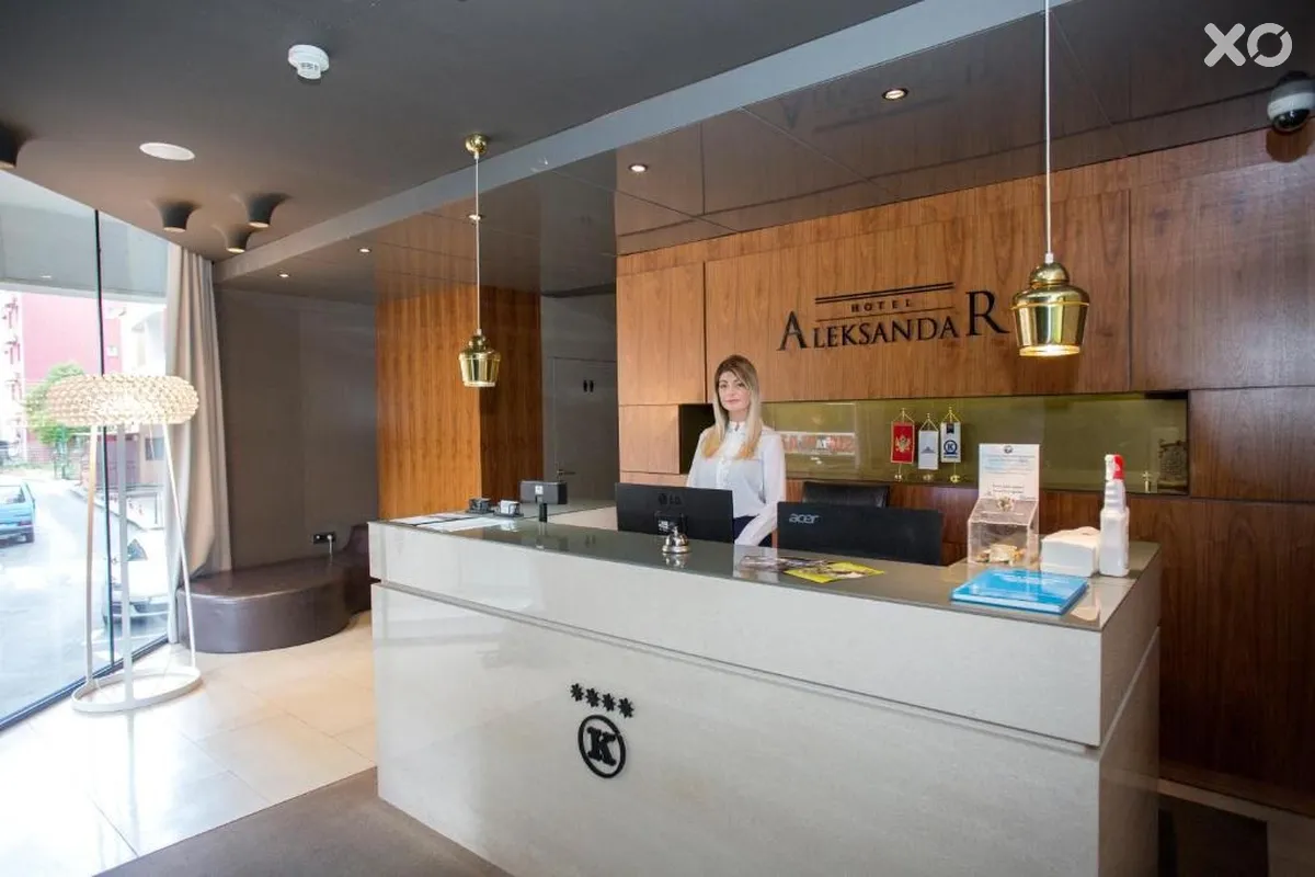 Aleksandar Hotel