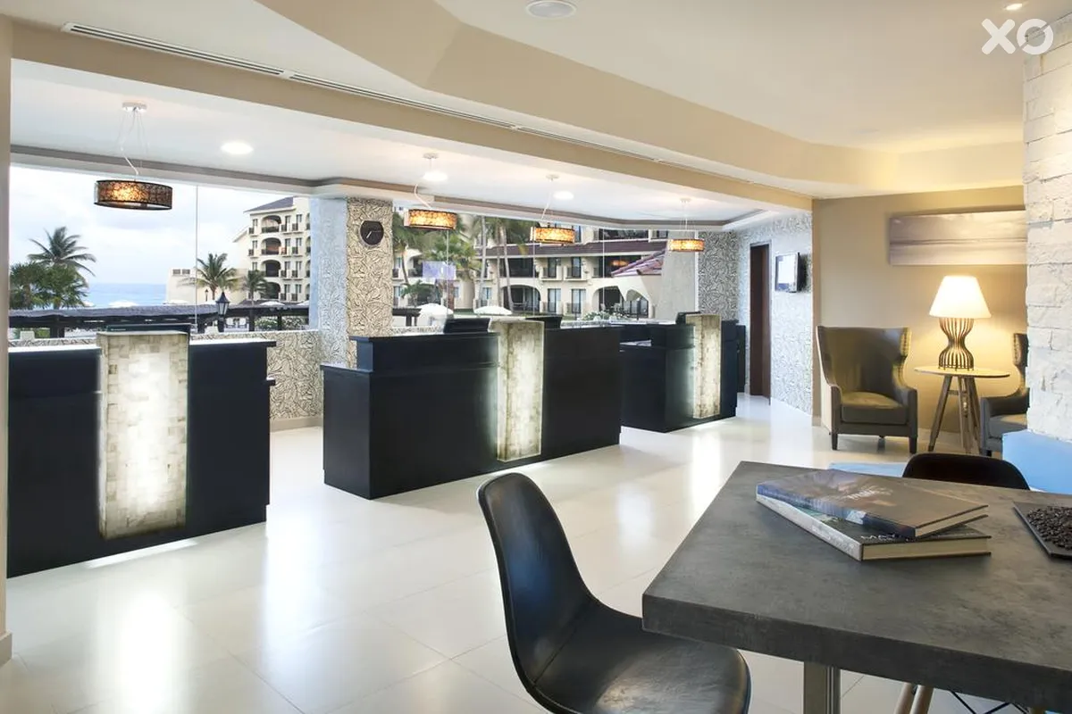 Emporio Cancun