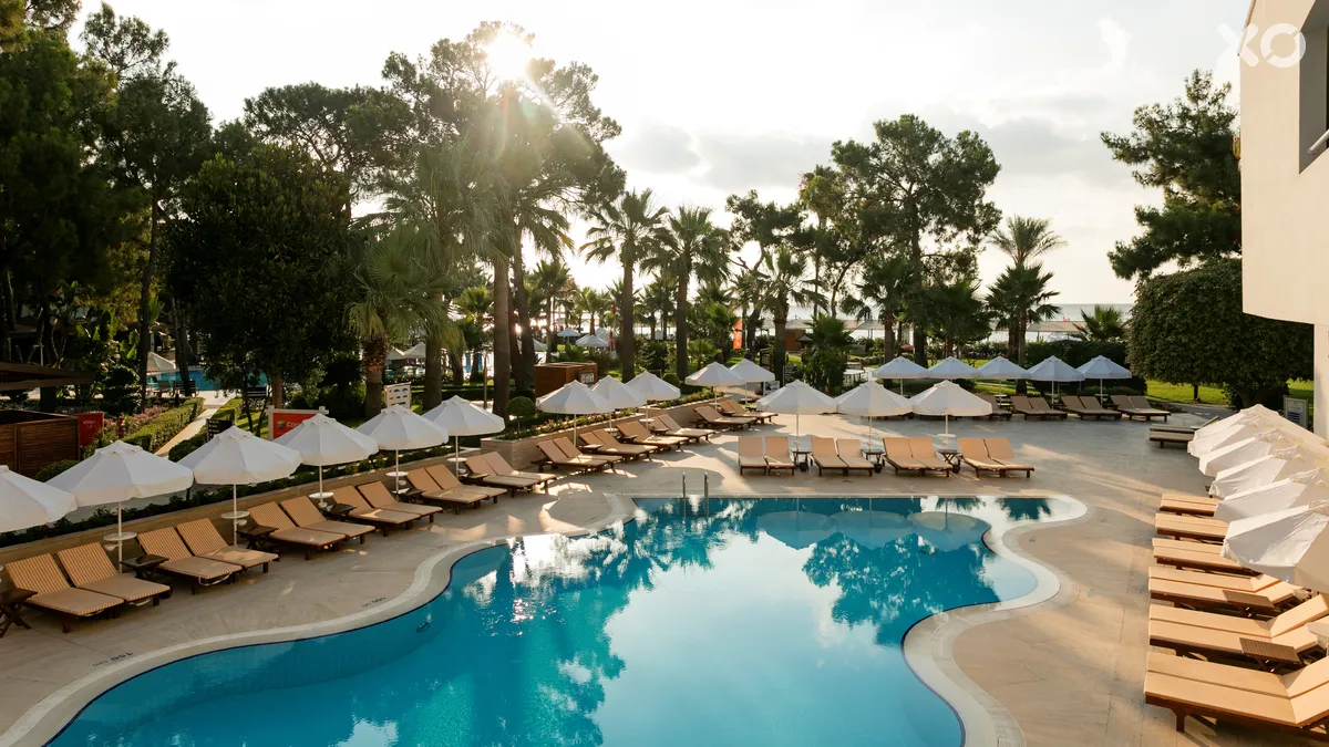 Seven Seas Hotel Life