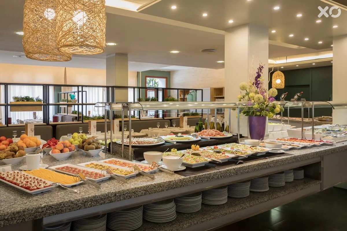 Aqua Hotel Bertran Park