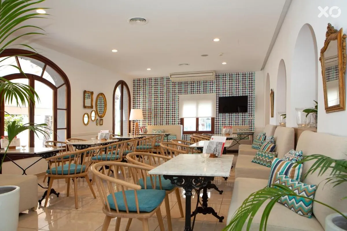 Marina Hotel