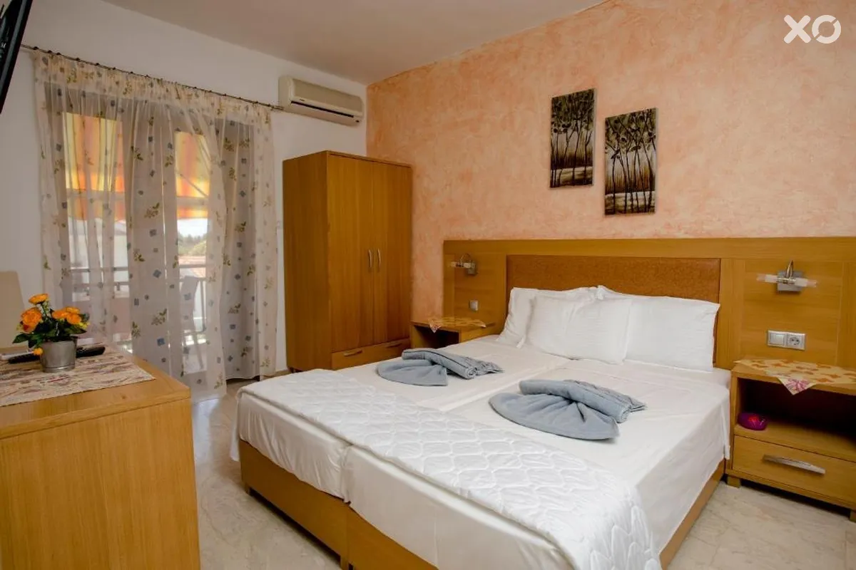 Maik Apartments