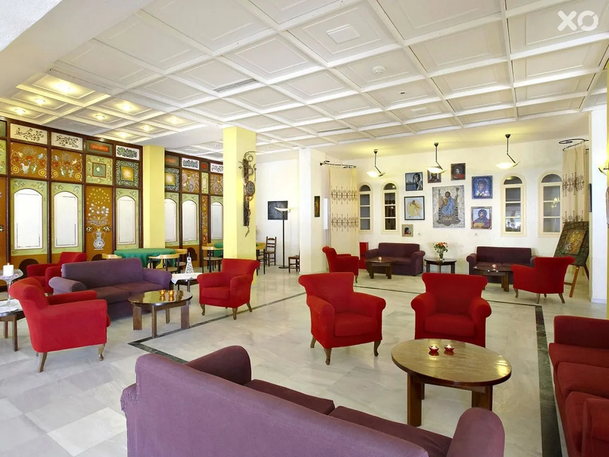 Golden Beach Hotel