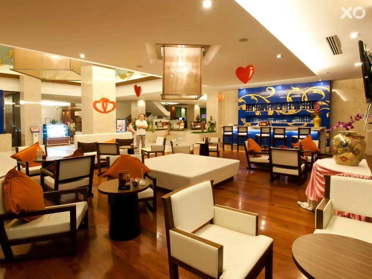 Grand Jomtien Palace