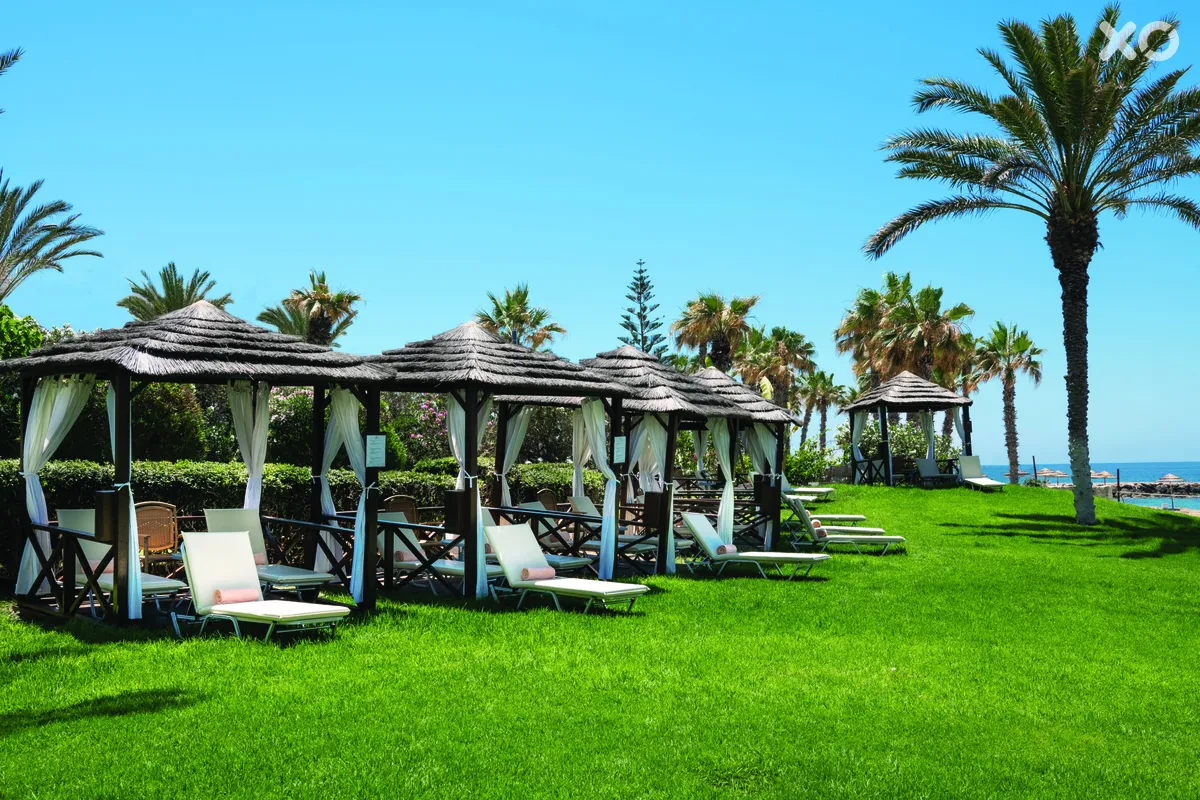 Constantinou Bros Athena Beach Hotel