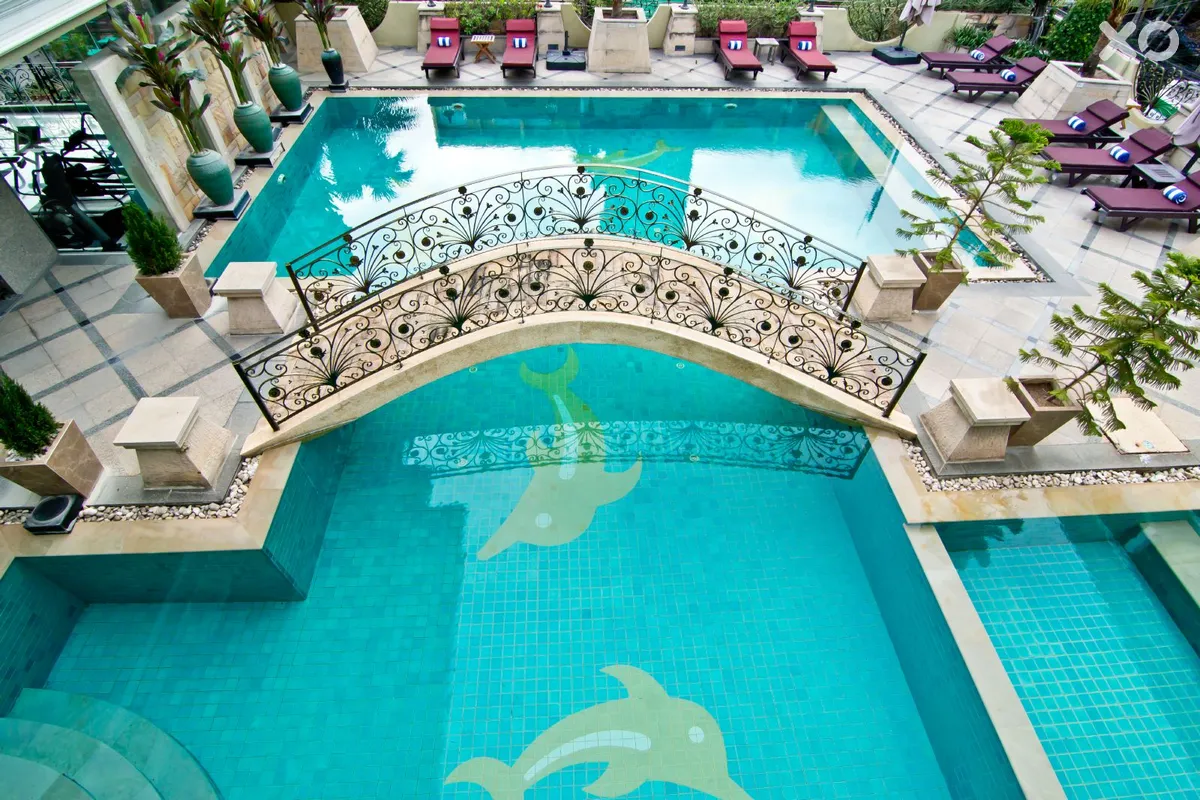 LK Royal Suite