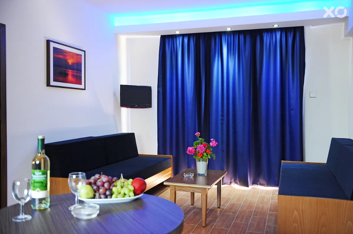 Loutsiana I & II Hotel Apts