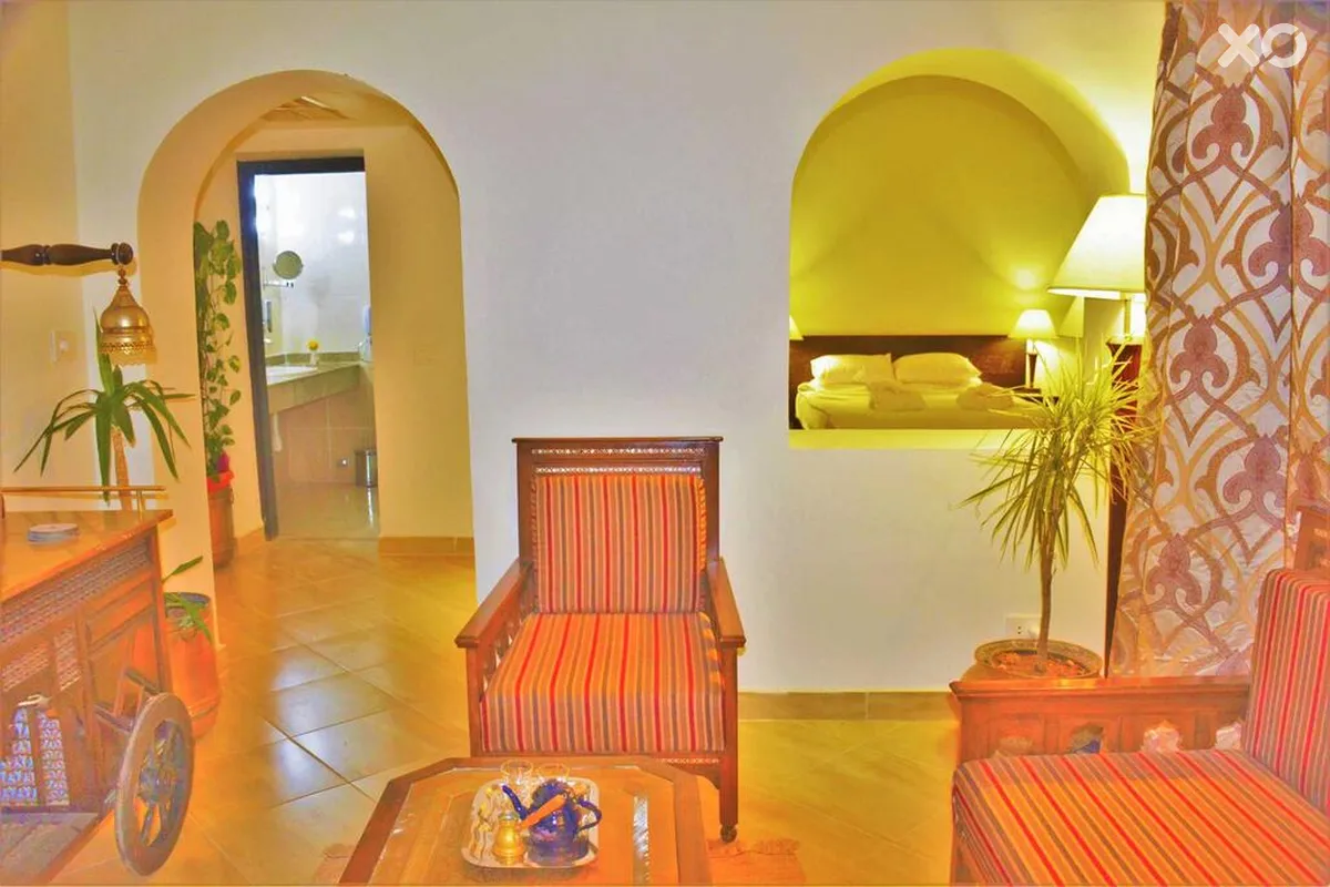 Rohanou Beach Resort