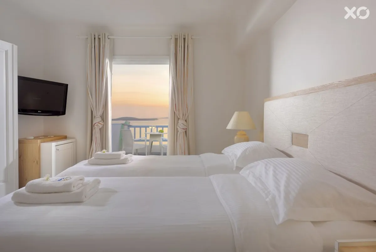 Saint John Hotel & Villas