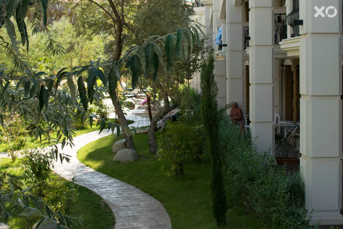 Harmony Suites 8 & 9