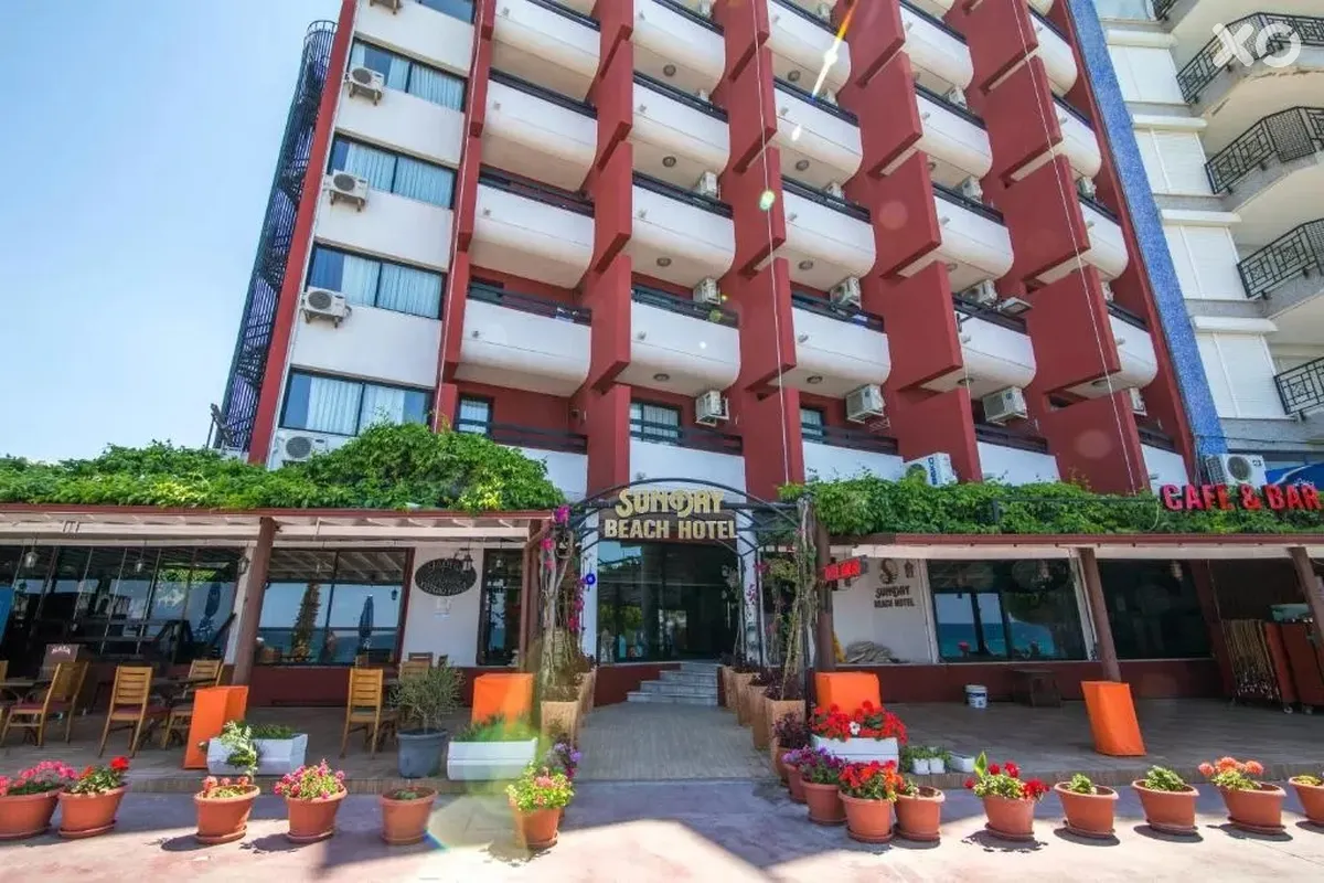 Sunday Beach Hotel