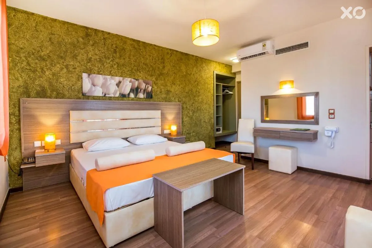 Garden Hotel