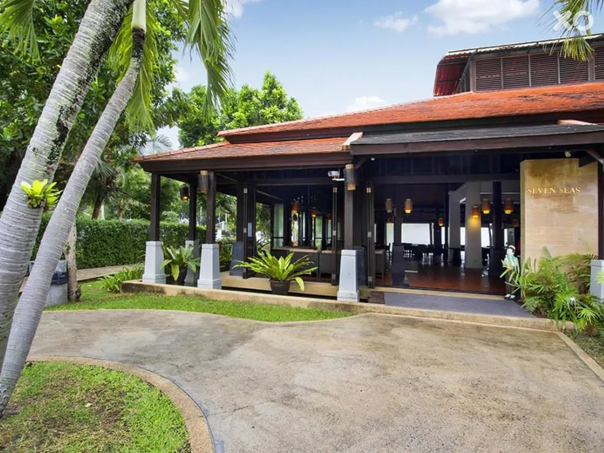 D Varee Mai Khao Beach