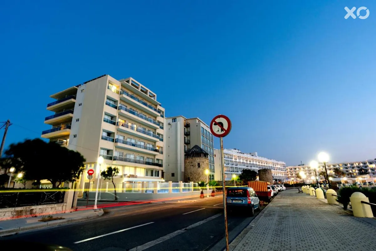 Riviera Hotel