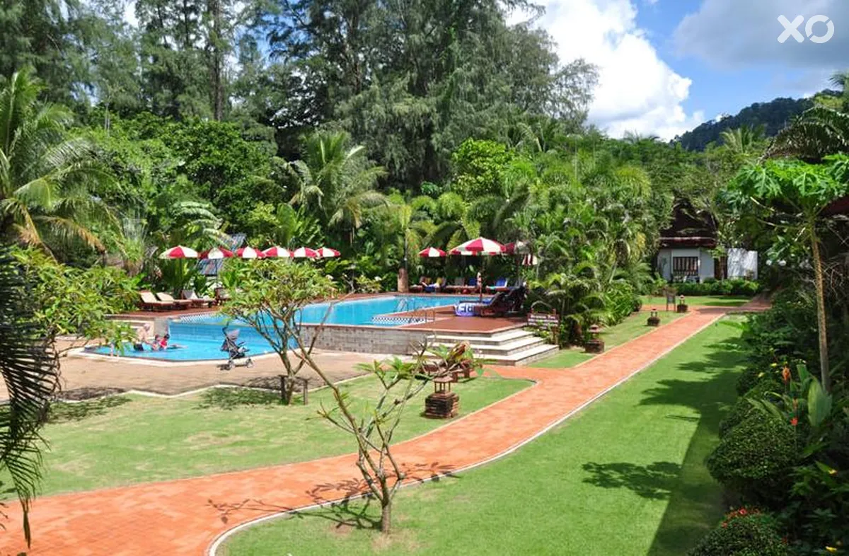 Royal Lanta Resort & Spa