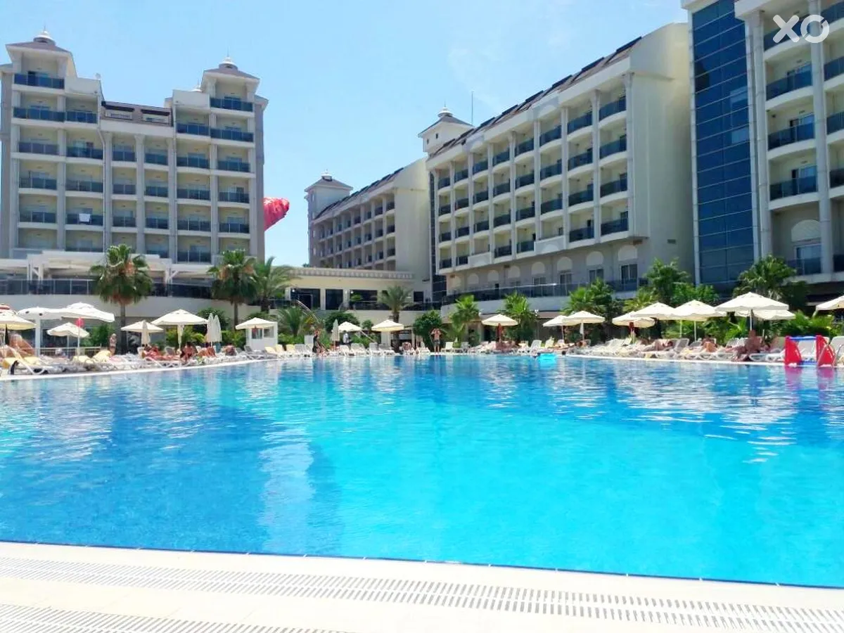 Lake & River Side Hotel & Spa
