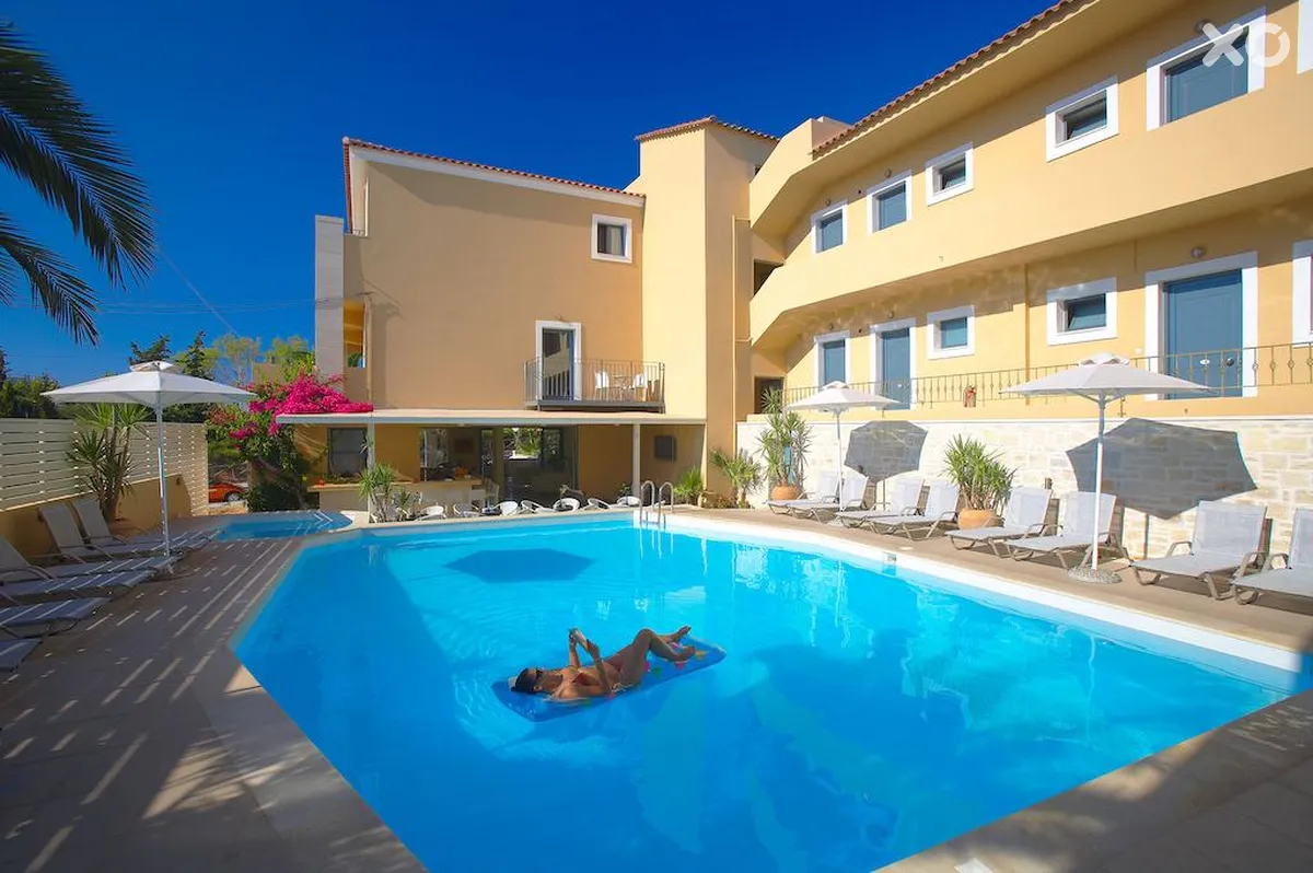 La Stella Apartments & Suites