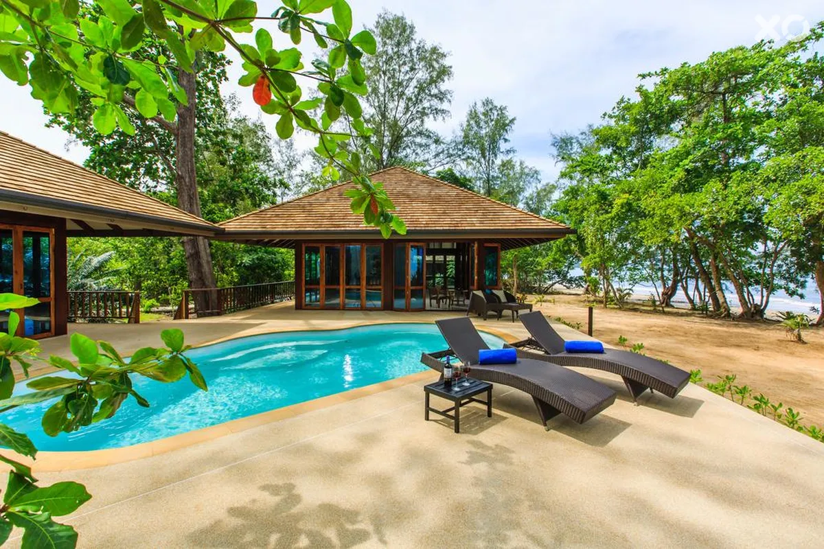Koh Jum Beach Villas