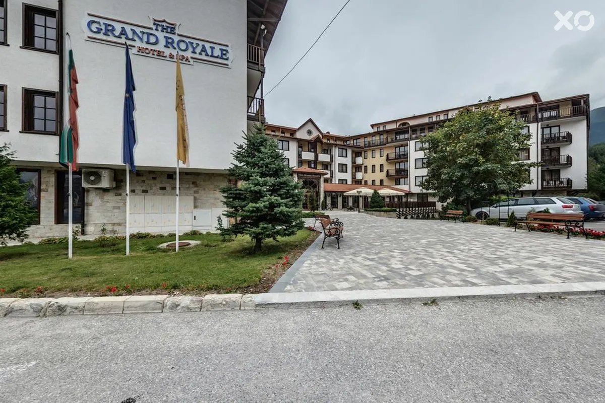Grand Royale Apartment Complex & Spa