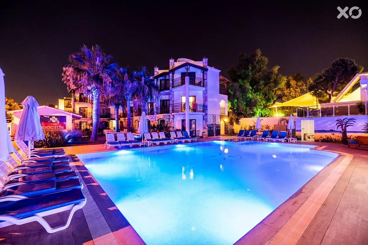 Coconut Beach Hotel