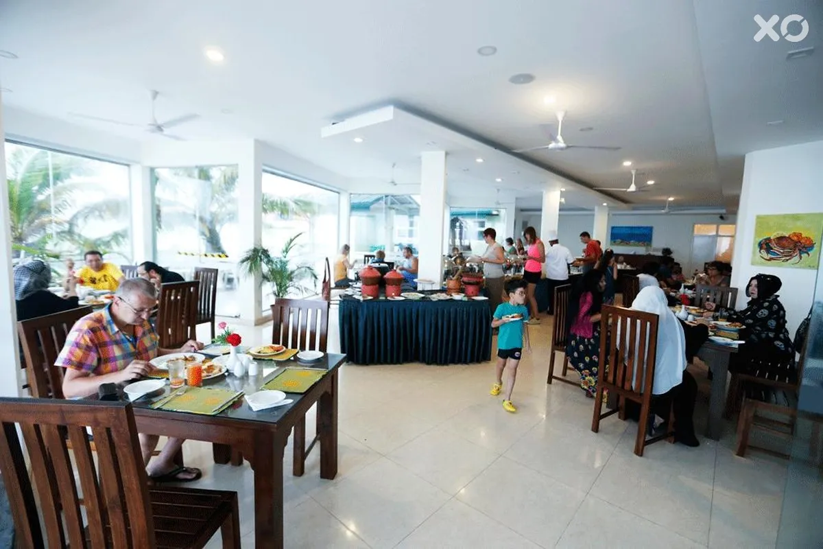 Hikkaduwa Beach Hotel