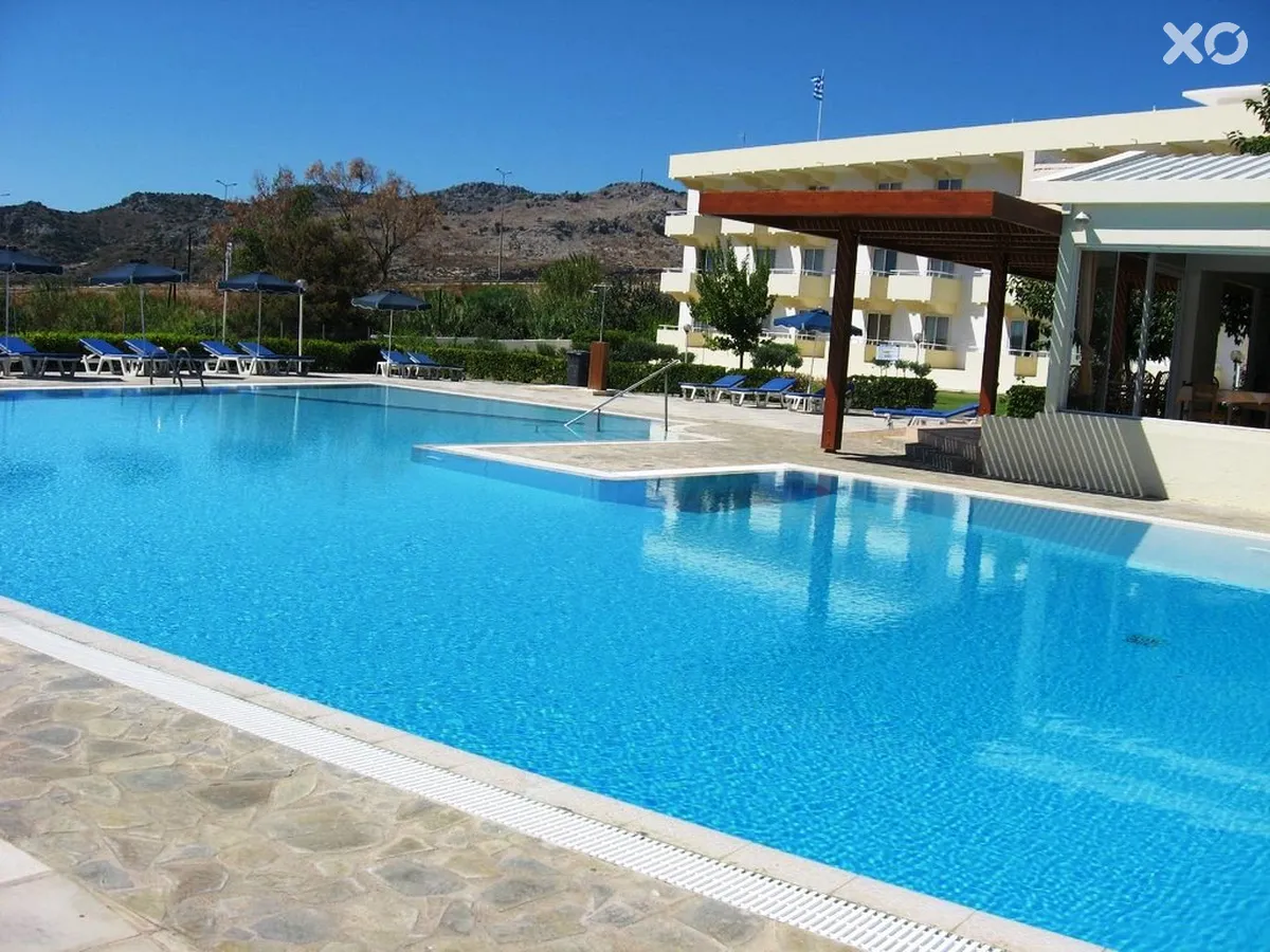 Zoes Hotel Studios