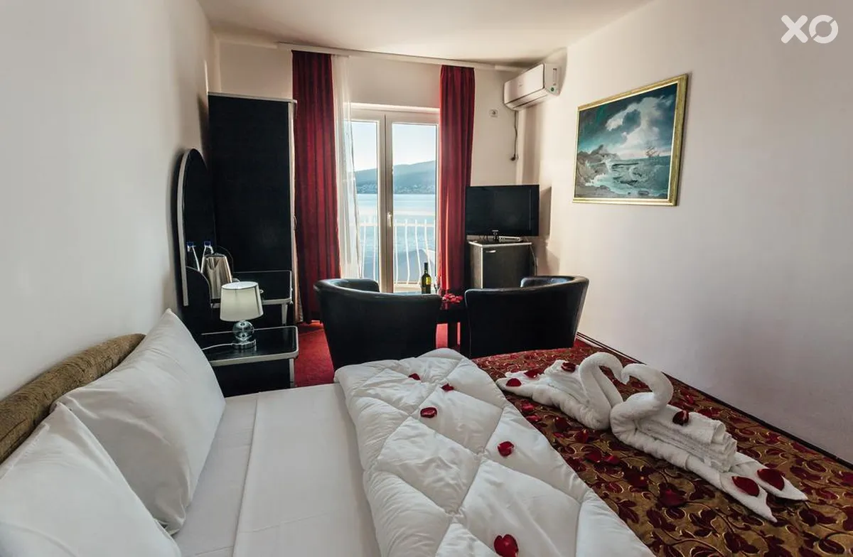 Azzurro Hotel