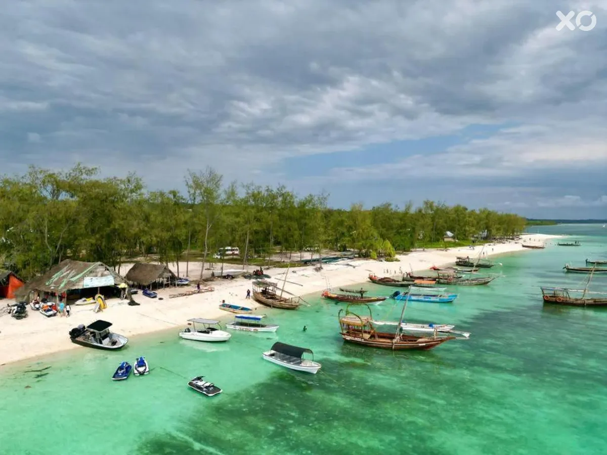 Mano Kendwa Beach