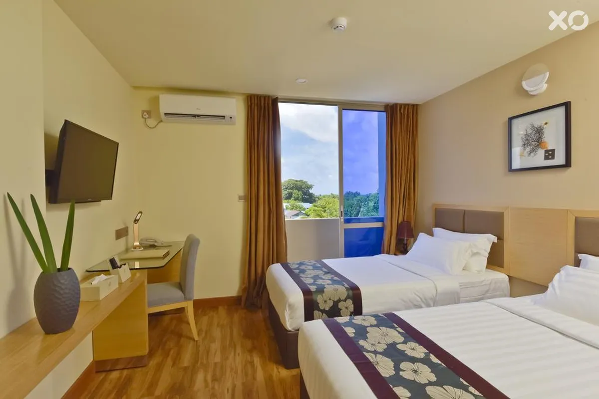 Season Paradise Guest House