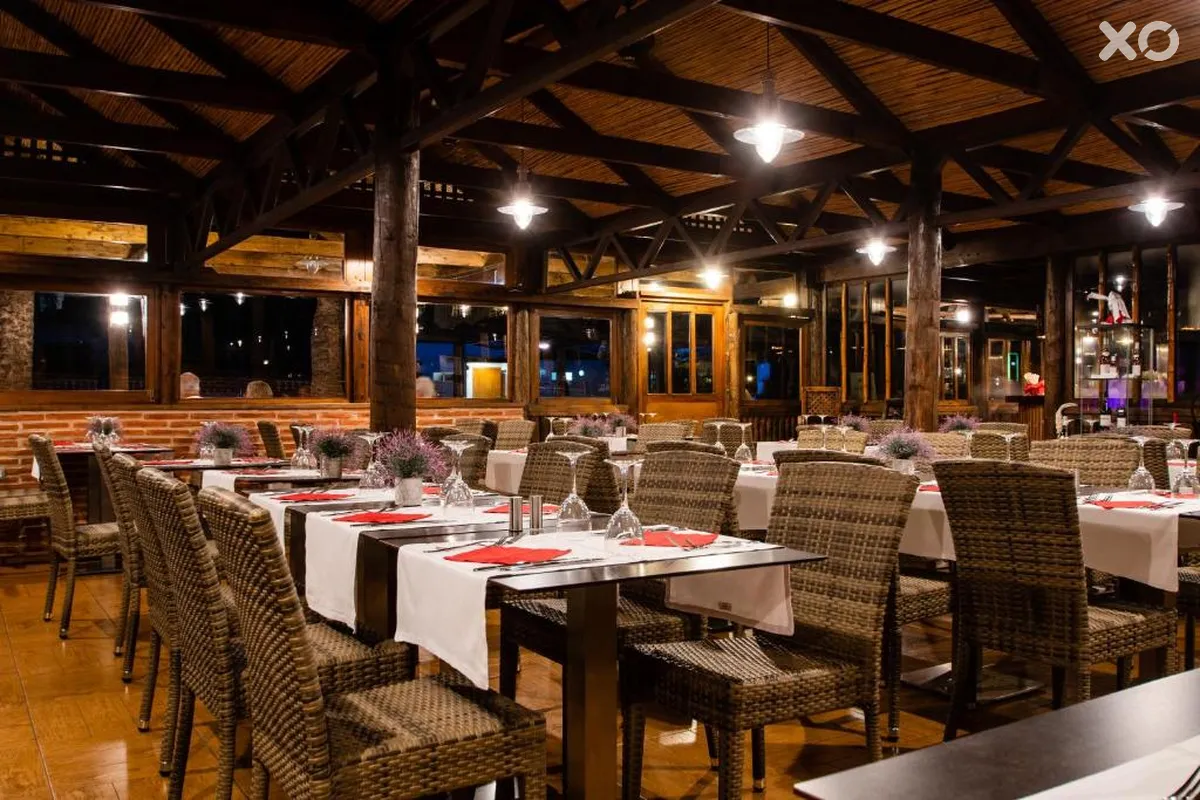 HL Miraflor Suites Hotel