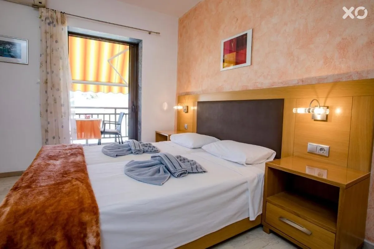 Maik Apartments